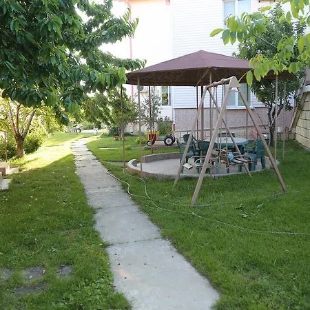 Къща За Гости Орозови Maison d'hôtes *