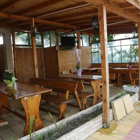 Къща За Гости Орозови Maison d'hôtes *